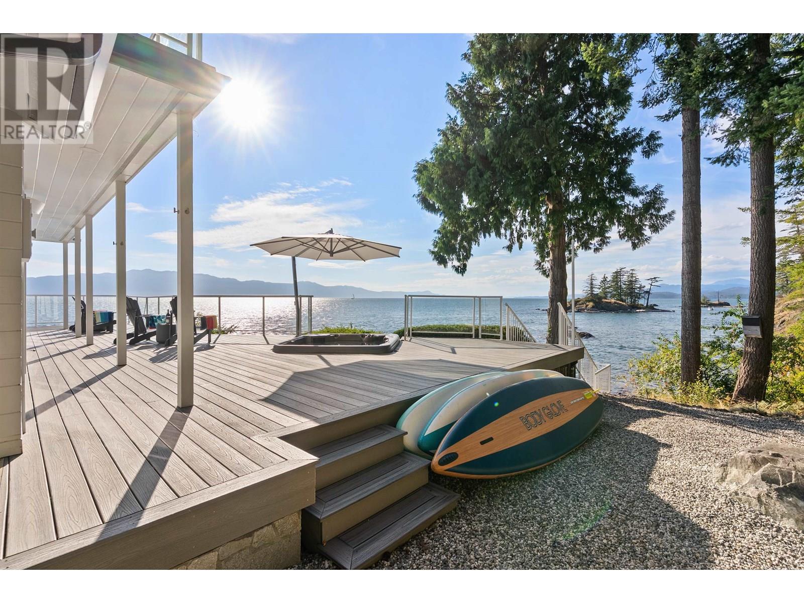 11113 SUNSHINE COAST HIGHWAY, Halfmoon Bay