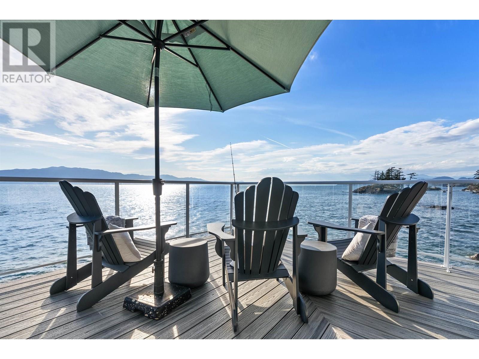 11113 SUNSHINE COAST HIGHWAY, Halfmoon Bay