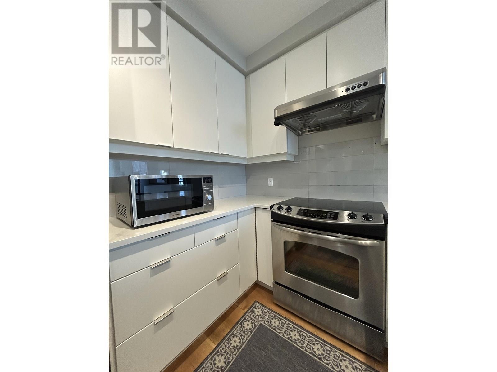 Photo 34 of 518 9393 Tower Road, Burnaby BC