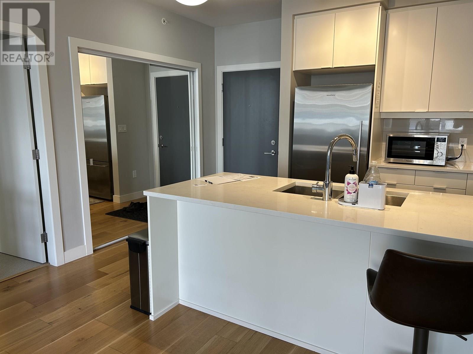 Photo 35 of 518 9393 Tower Road, Burnaby BC