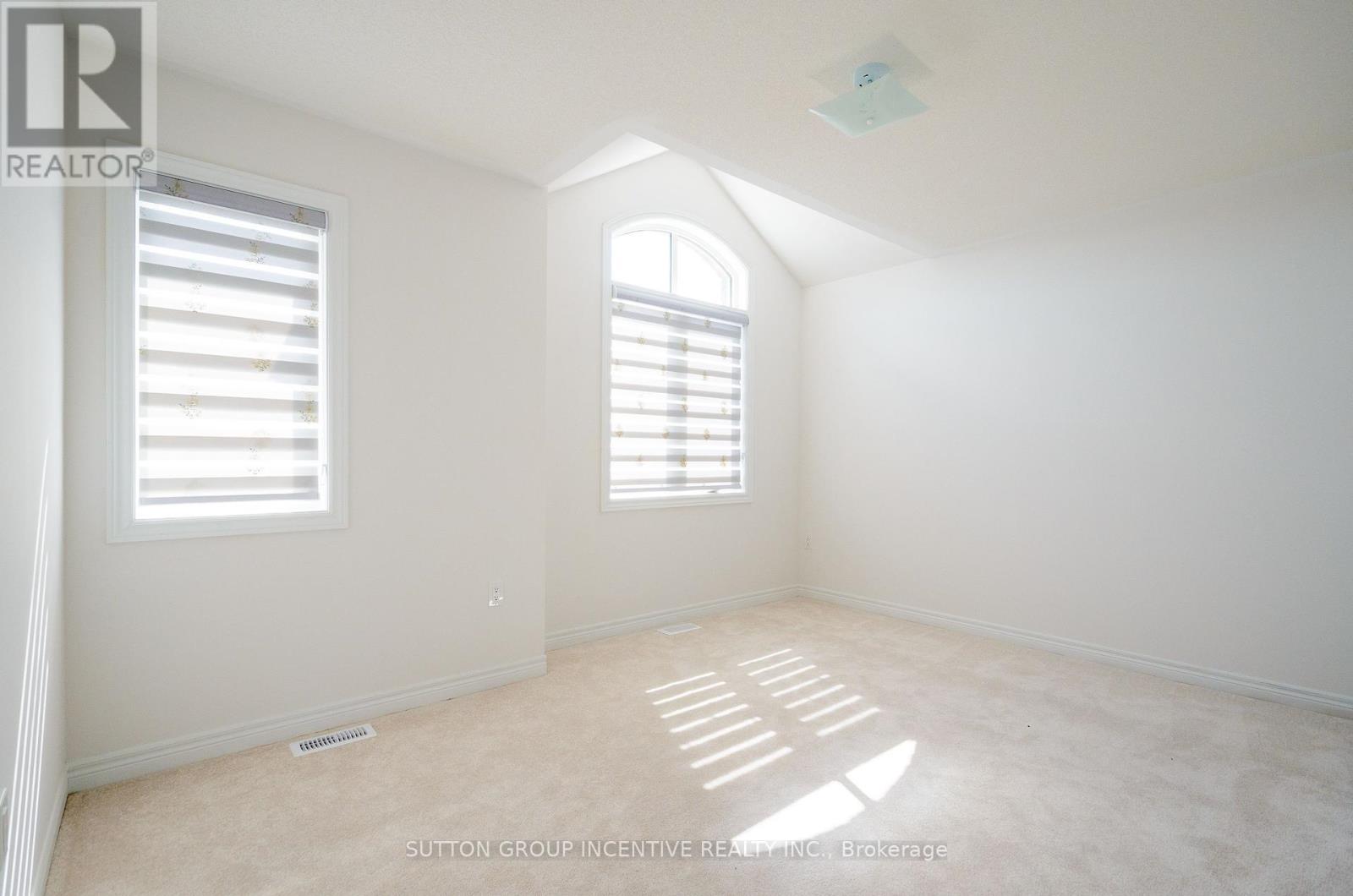 Photo 24 of 37 Baycroft Boulevard, Essa ON