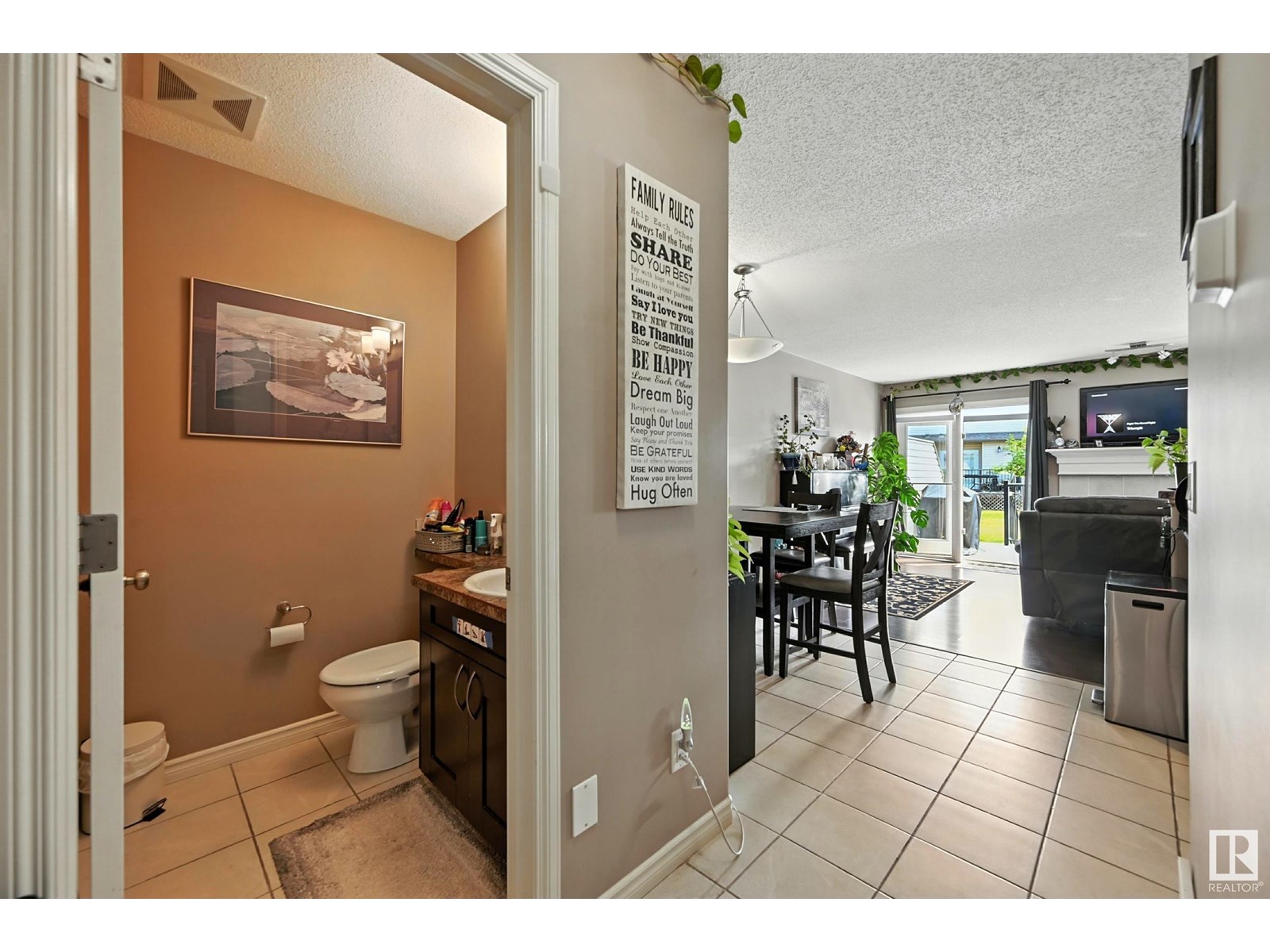 Photo 4 of 58 9511 102 Av, Morinville AB