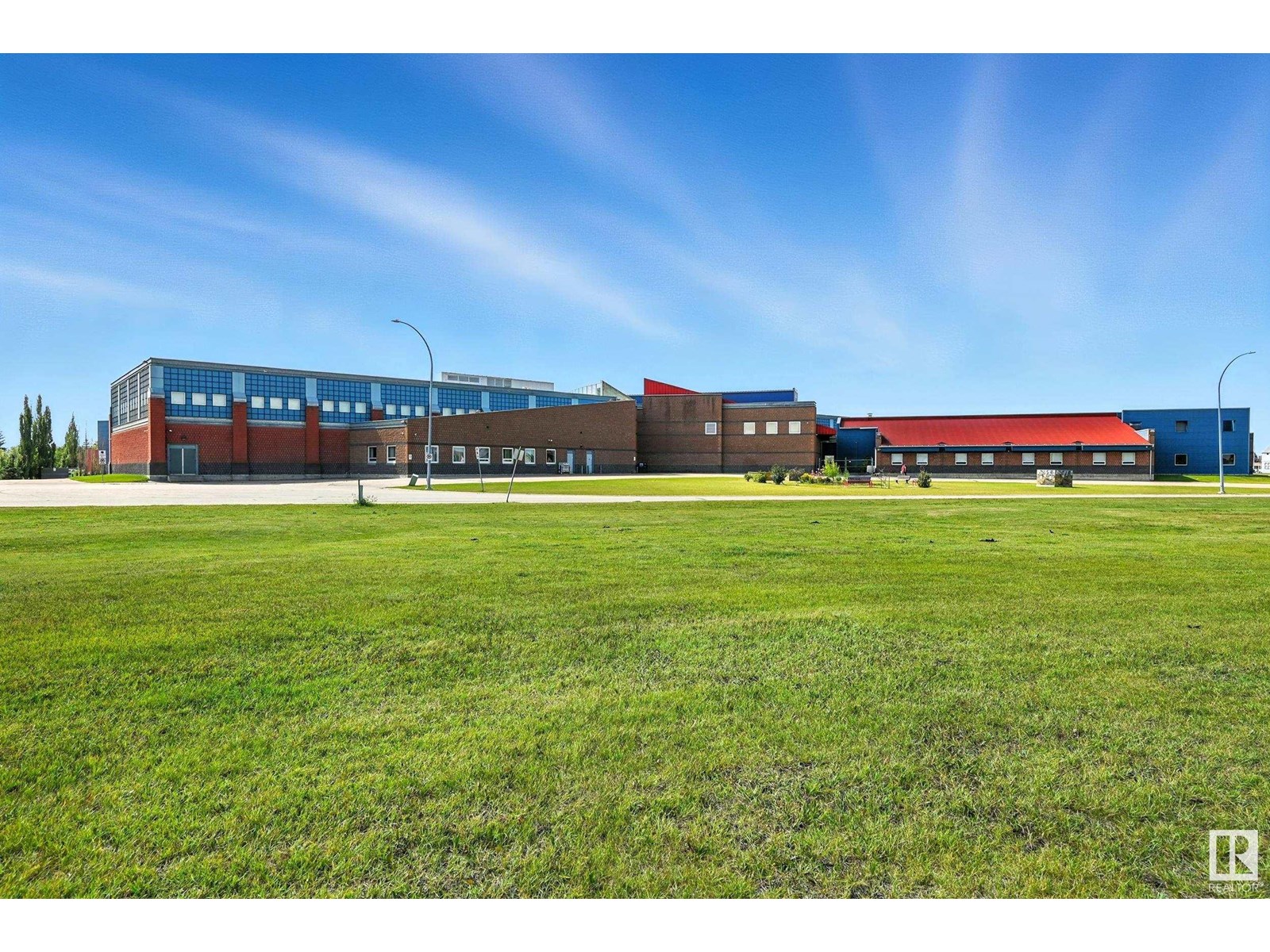 Photo 36 of 58 9511 102 Av, Morinville AB