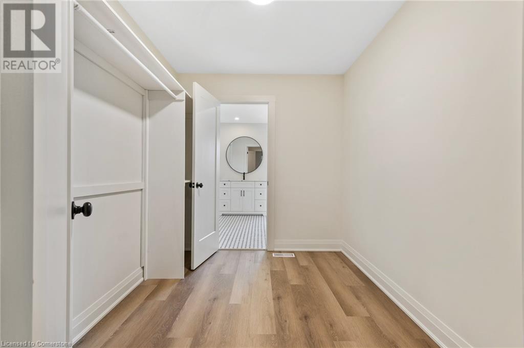 Photo 21 of 19 Violet Street, St Catharines ON