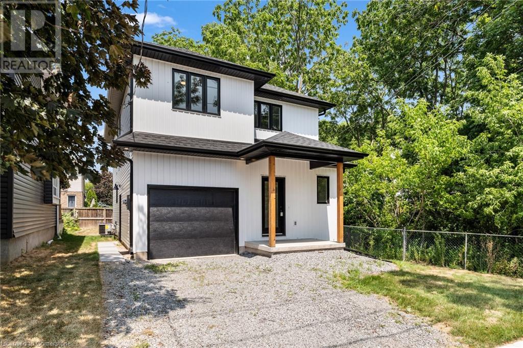 Photo 3 of 19 Violet Street, St Catharines ON