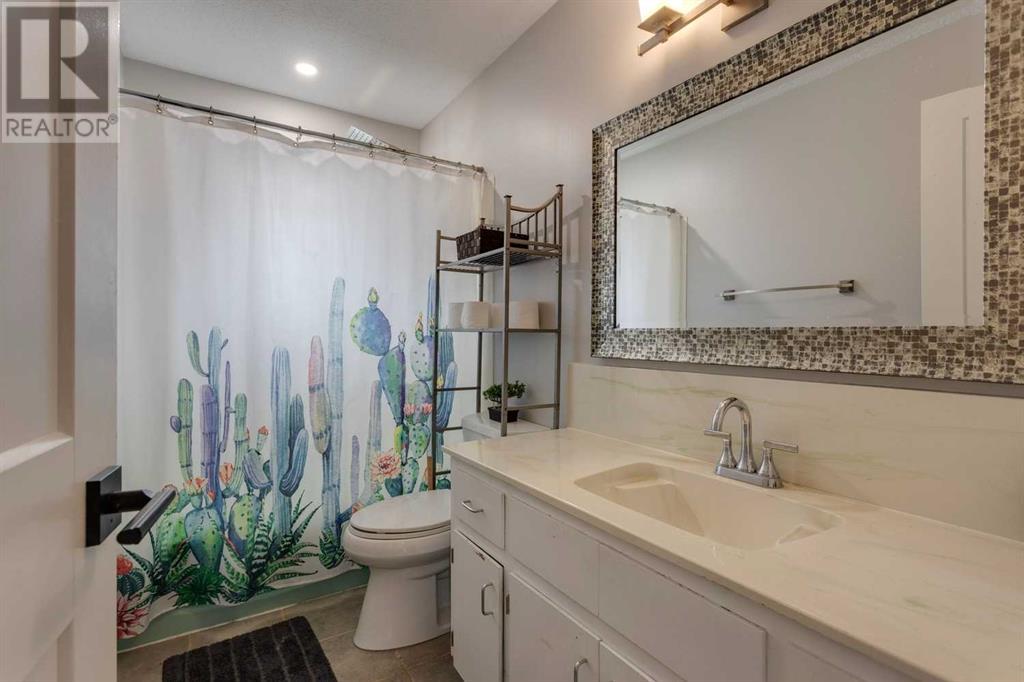 Single Family House Bi-level for Sale in  A Street SE Dover Calgary 