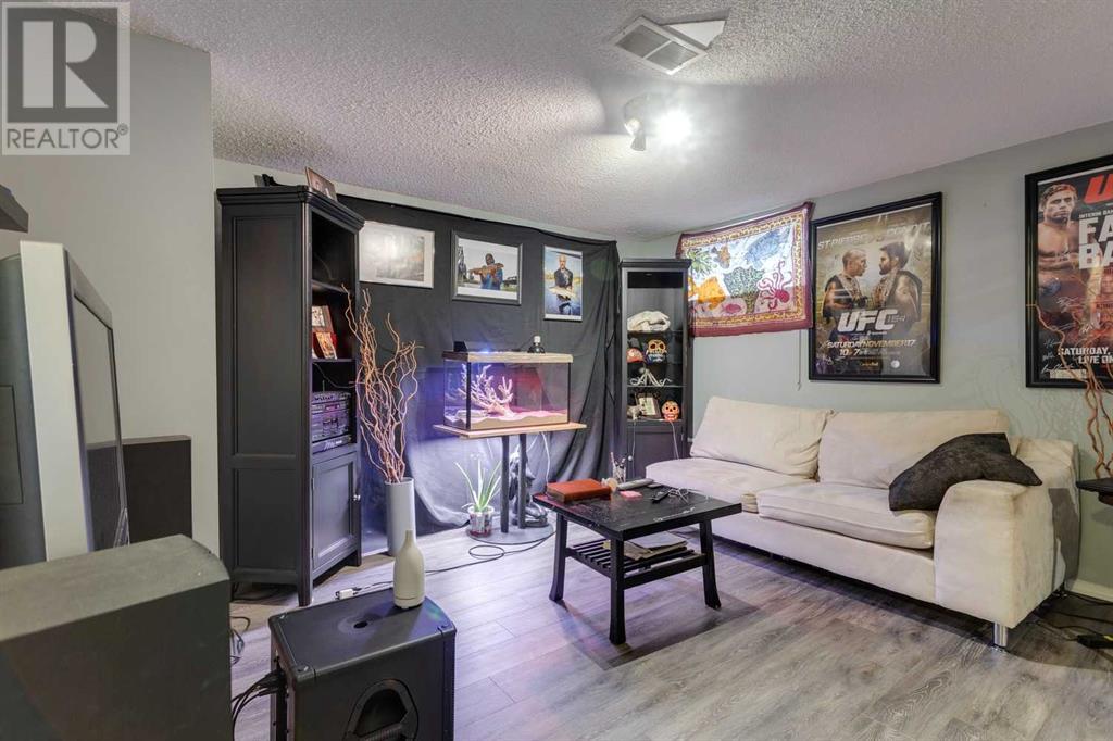Single Family House Bi-level for Sale in  A Street SE Dover Calgary 