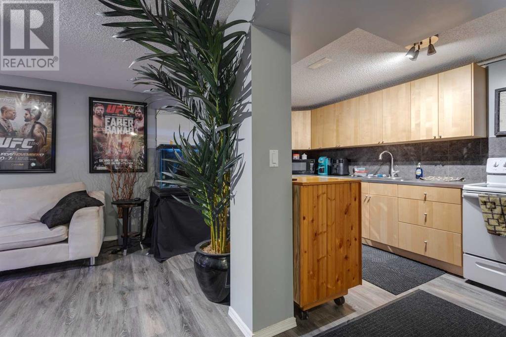 Single Family House Bi-level for Sale in  A Street SE Dover Calgary 