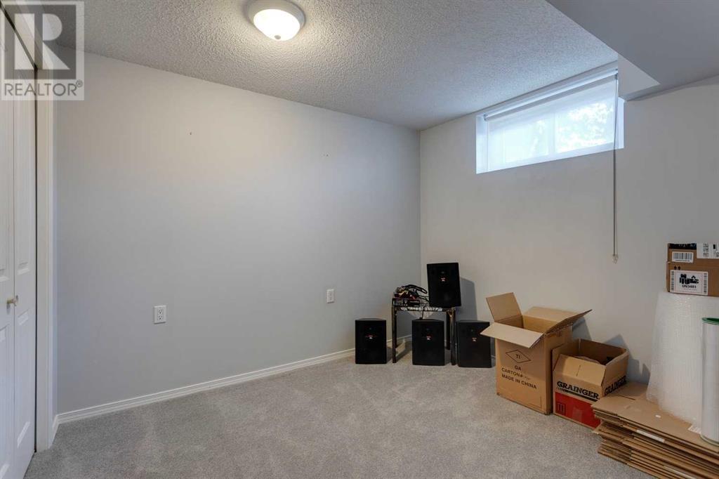 Single Family House Bi-level for Sale in  A Street SE Dover Calgary 