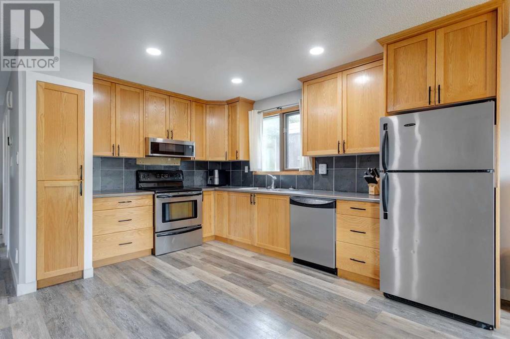 Single Family House Bi-level for Sale in  A Street SE Dover Calgary 