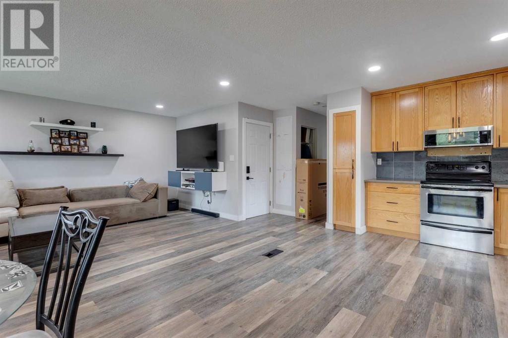 Single Family House Bi-level for Sale in  A Street SE Dover Calgary 
