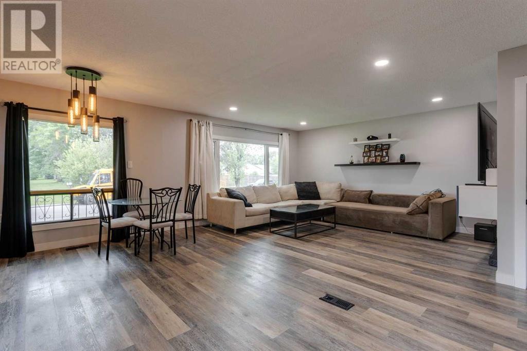 Single Family House Bi-level for Sale in  A Street SE Dover Calgary 