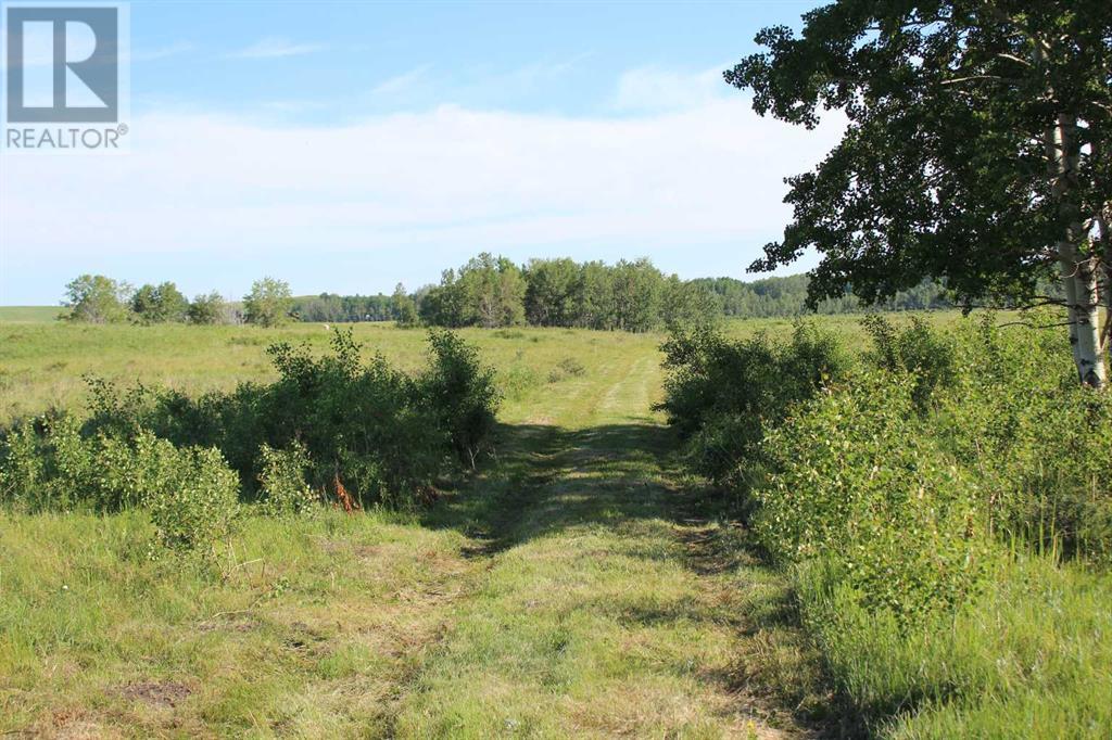 274098 Lochend Road, Cochrane