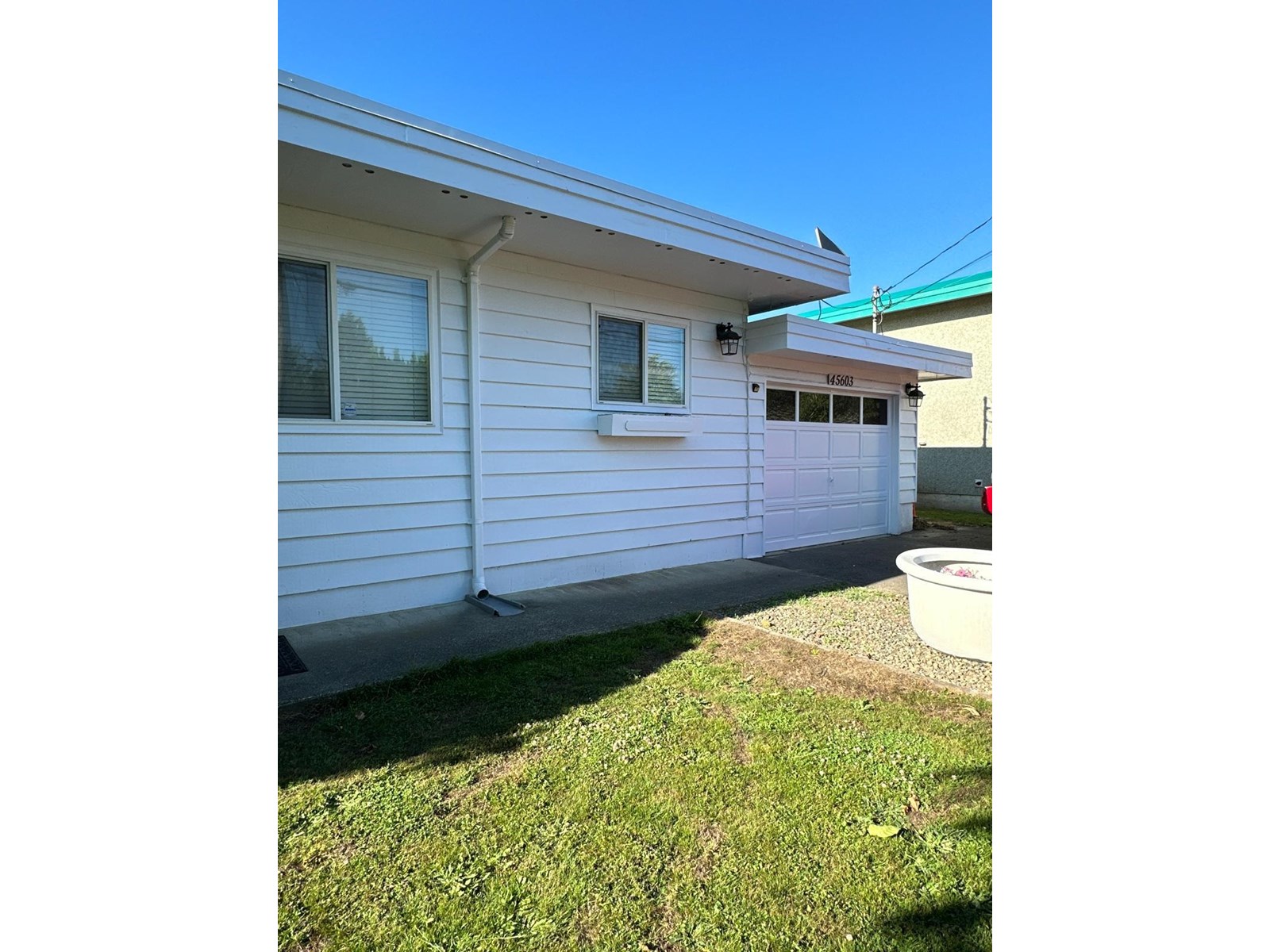 Photo 11 of 45603 Reece Avenue Chilliwack Proper West, Chilliwack BC
