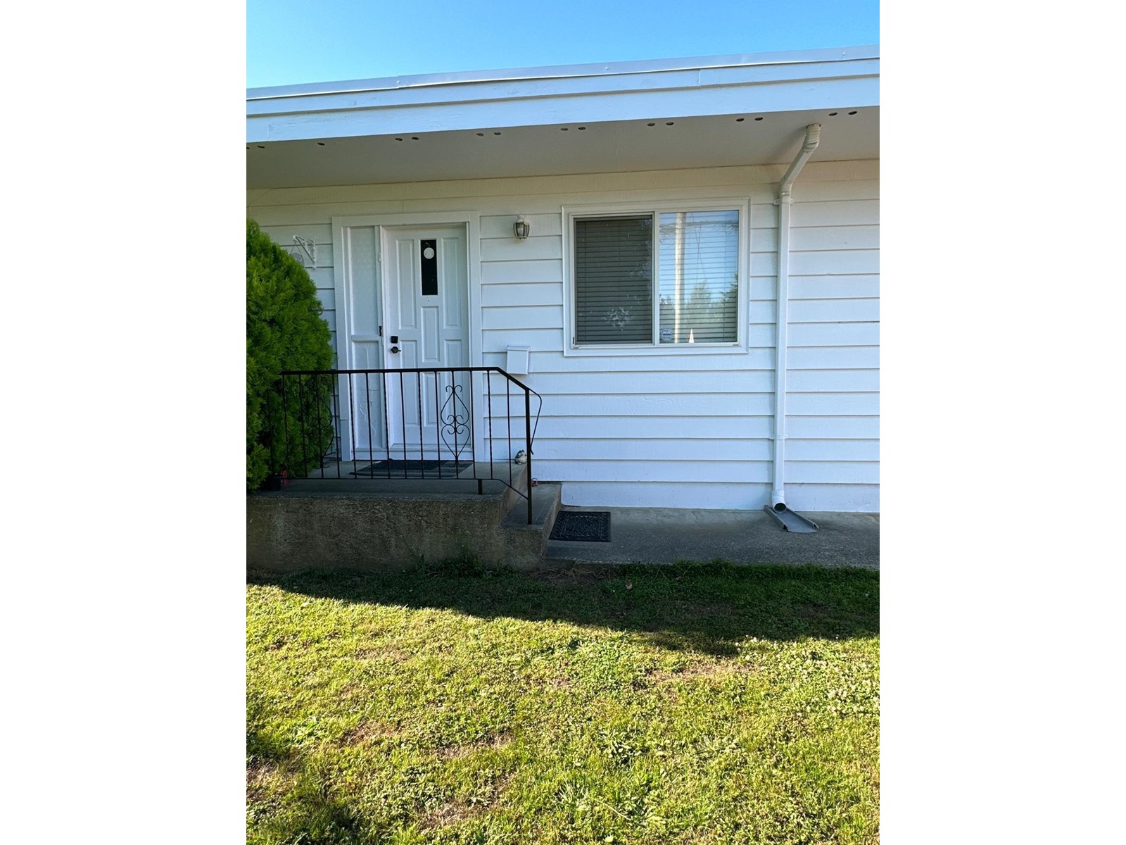 Photo 8 of 45603 Reece Avenue Chilliwack Proper West, Chilliwack BC