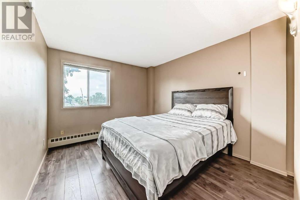 Single Family House for Sale in   University Drive NW University Heights Calgary 