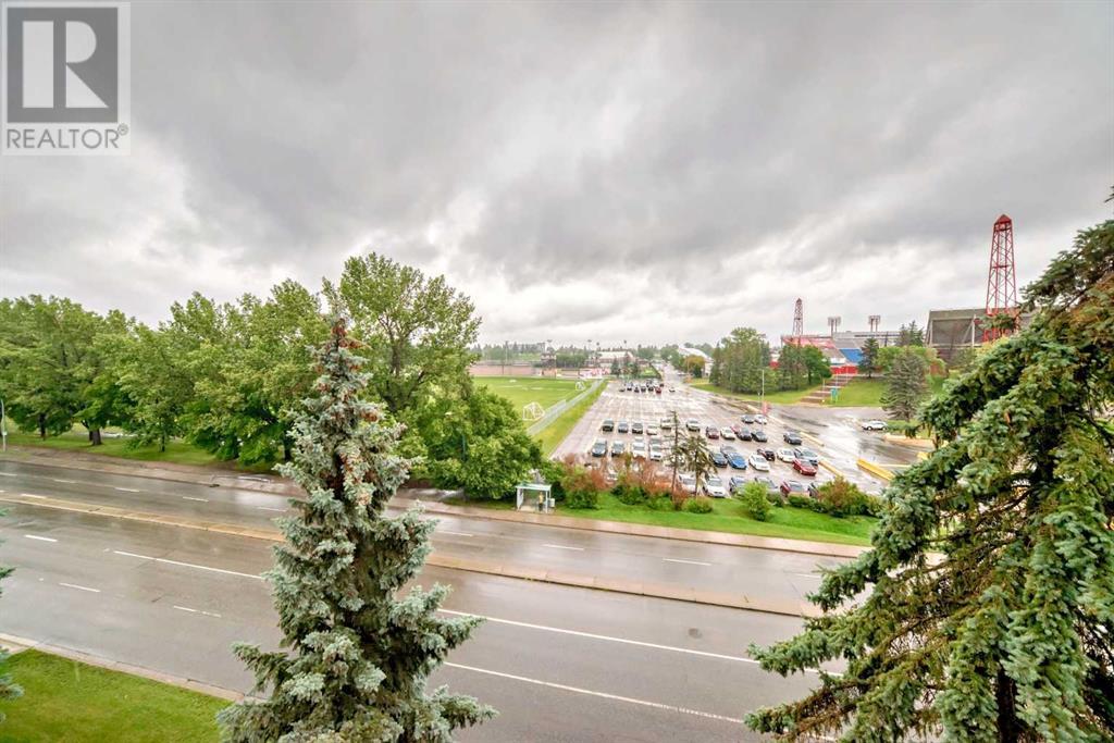 Single Family House for Sale in   University Drive NW University Heights Calgary 