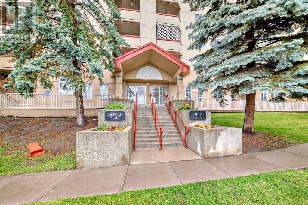 Single Family House for Sale in   University Drive NW University Heights Calgary 