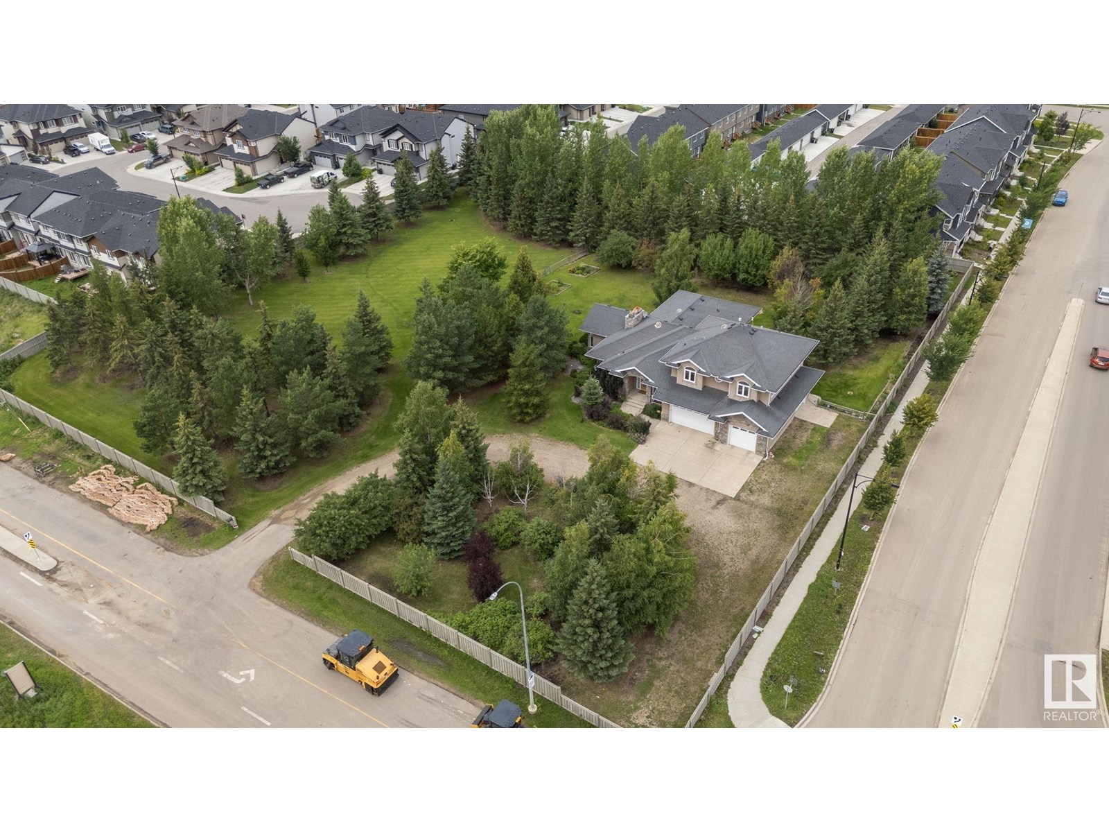 Photo 6 of 15860 41 Av Sw, Edmonton AB
