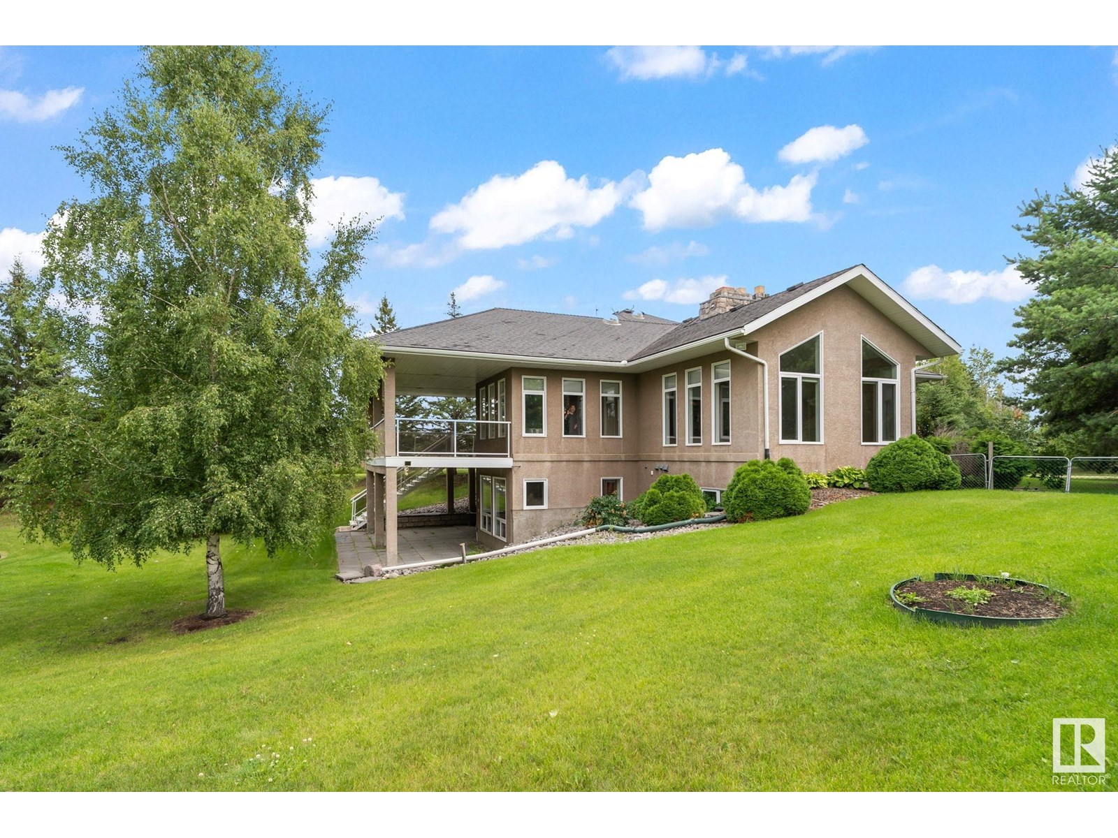 Photo 66 of 15860 41 Av Sw, Edmonton AB