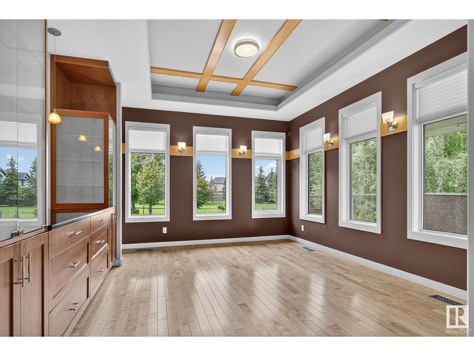 Photo 20 of 15860 41 Av Sw, Edmonton AB