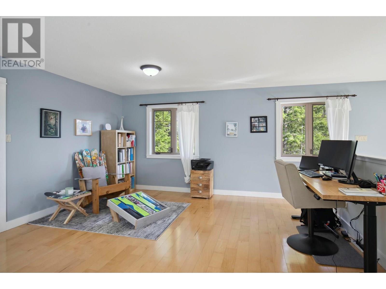  8028 Jackpine Road, Vernon