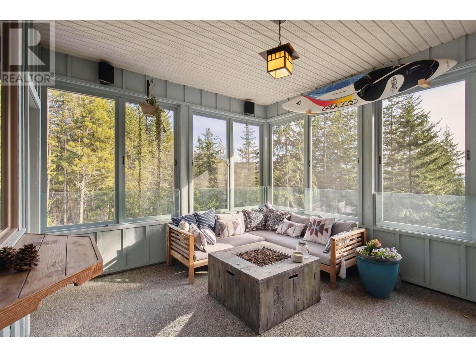  8028 Jackpine Road, Vernon