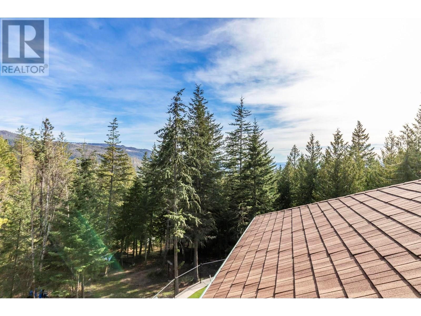  8028 Jackpine Road, Vernon