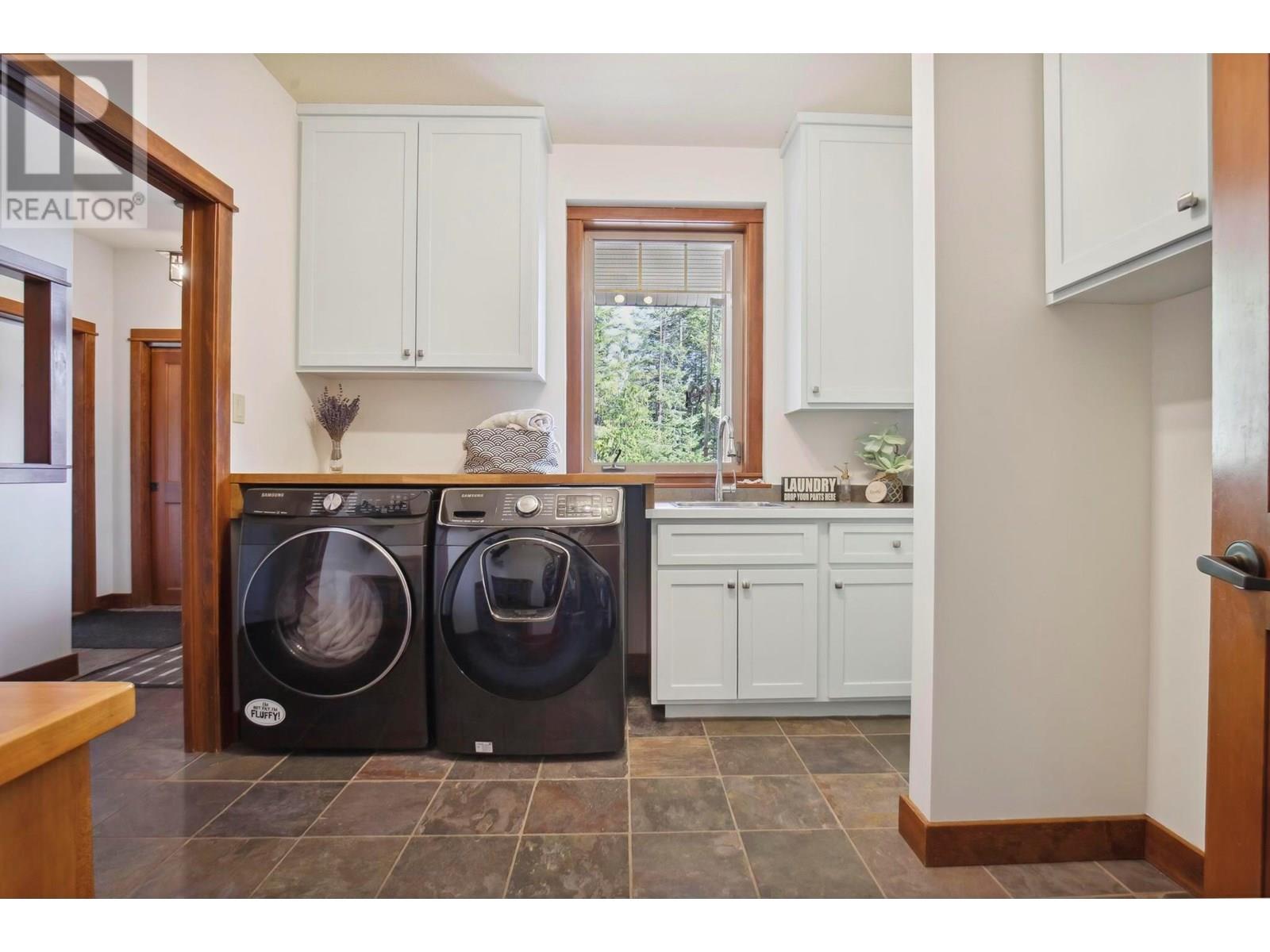  8028 Jackpine Road, Vernon