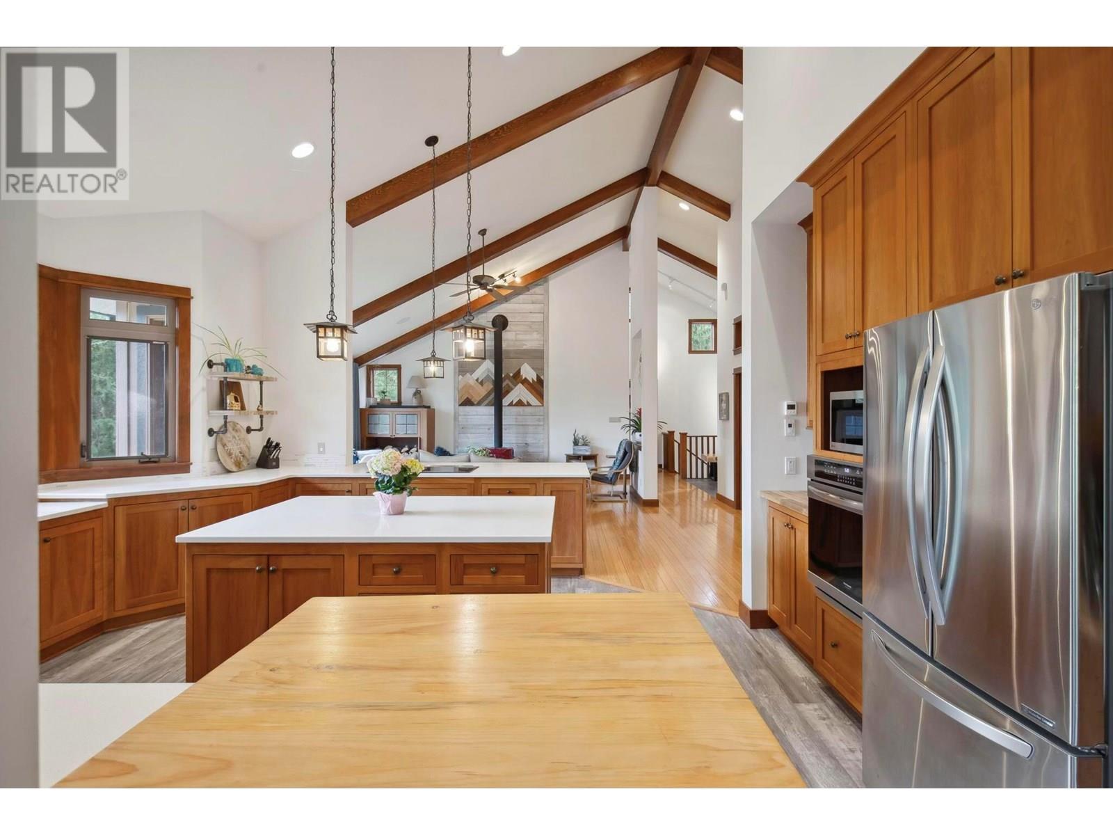  8028 Jackpine Road, Vernon