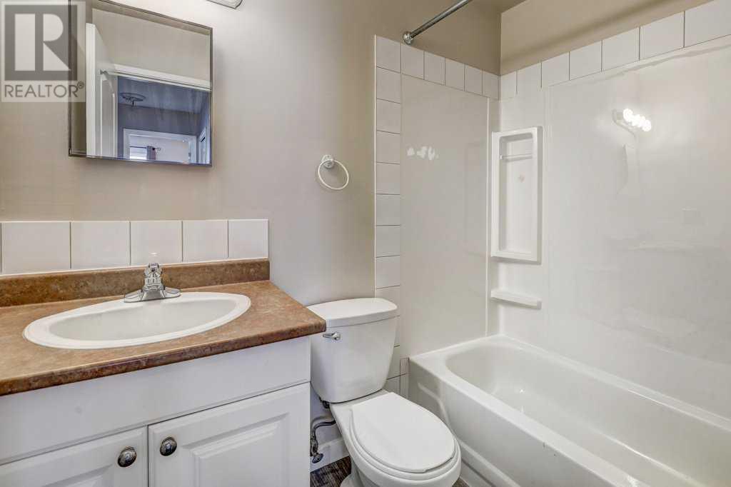 Single Family House for Sale in    Street NE Thorncliffe Calgary 