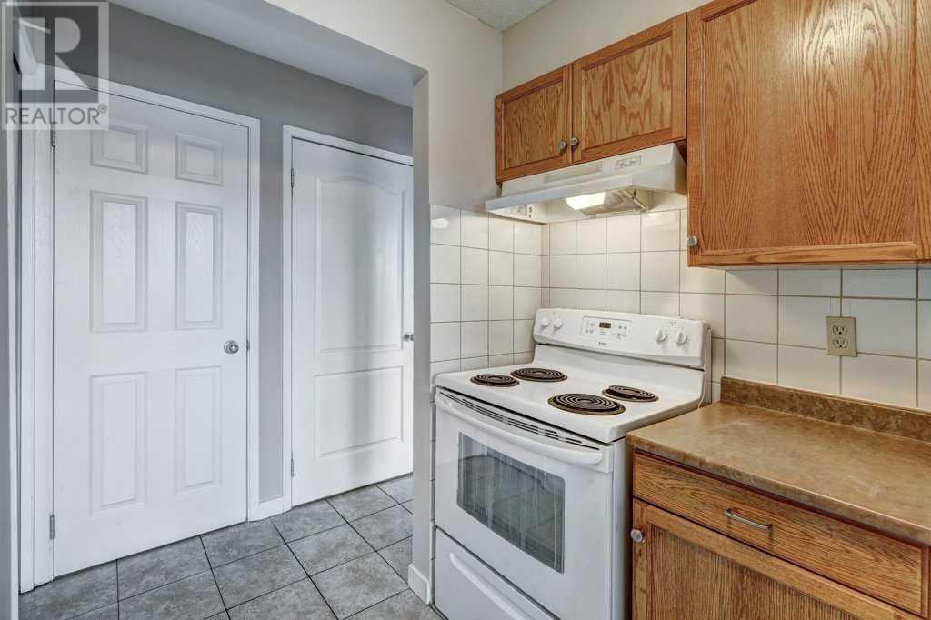 Single Family House for Sale in    Street NE Thorncliffe Calgary 