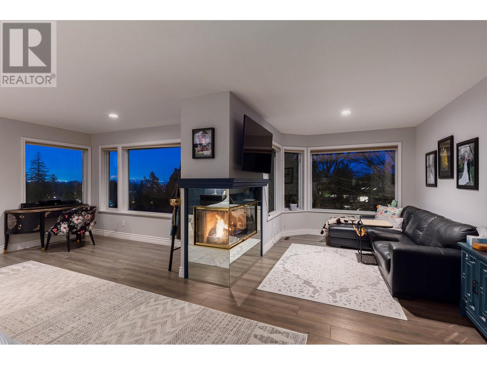 4702 STAHAKEN COURT, Tsawwassen