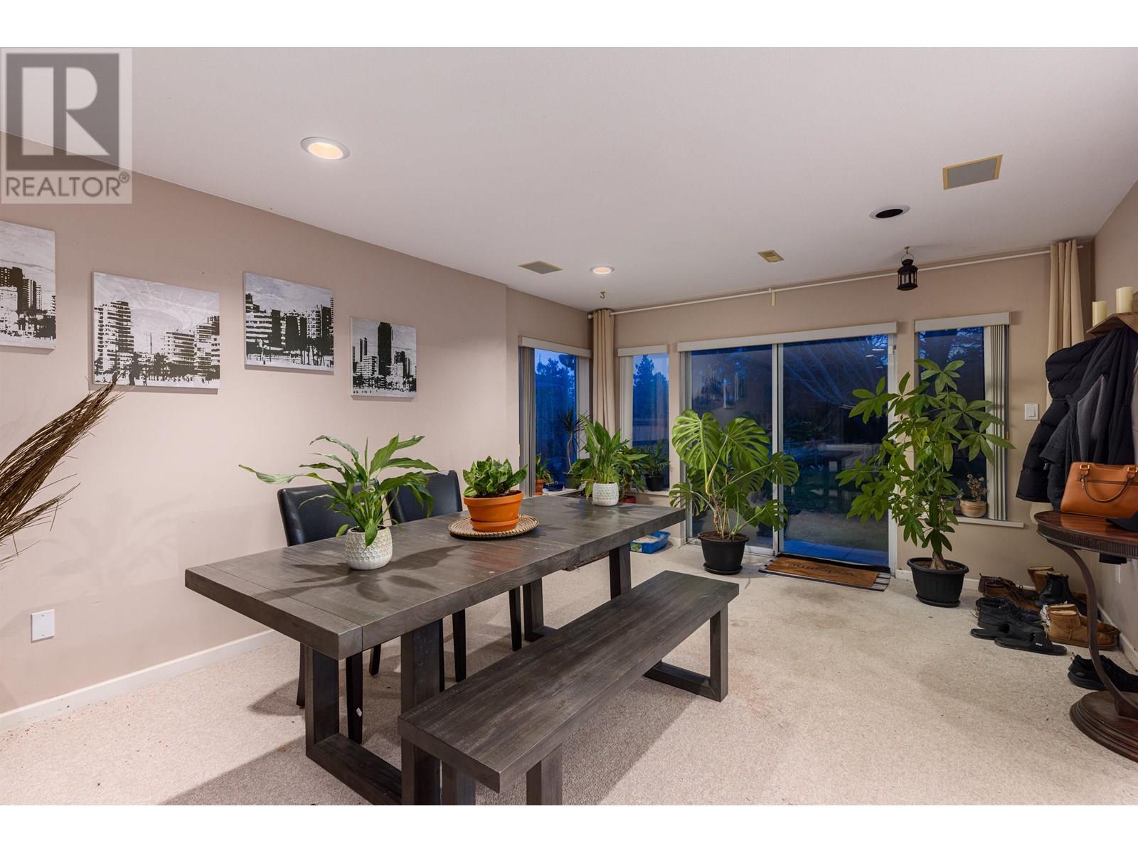 4702 STAHAKEN COURT, Tsawwassen