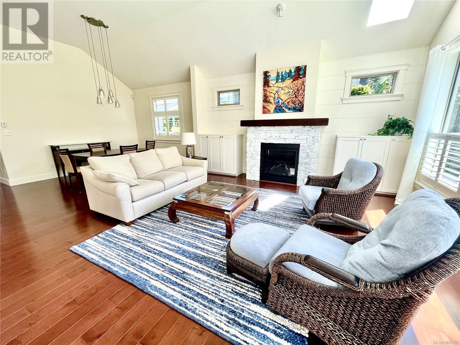 Photo 18 of 473 Ridgefield Dr, Parksville BC