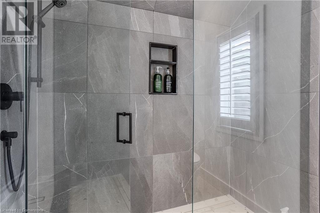 Photo 3 of 1400 Tamworth Court, Burlington ON