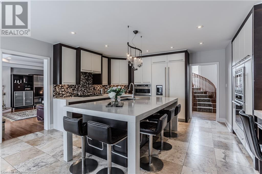 Photo 23 of 1400 Tamworth Court, Burlington ON