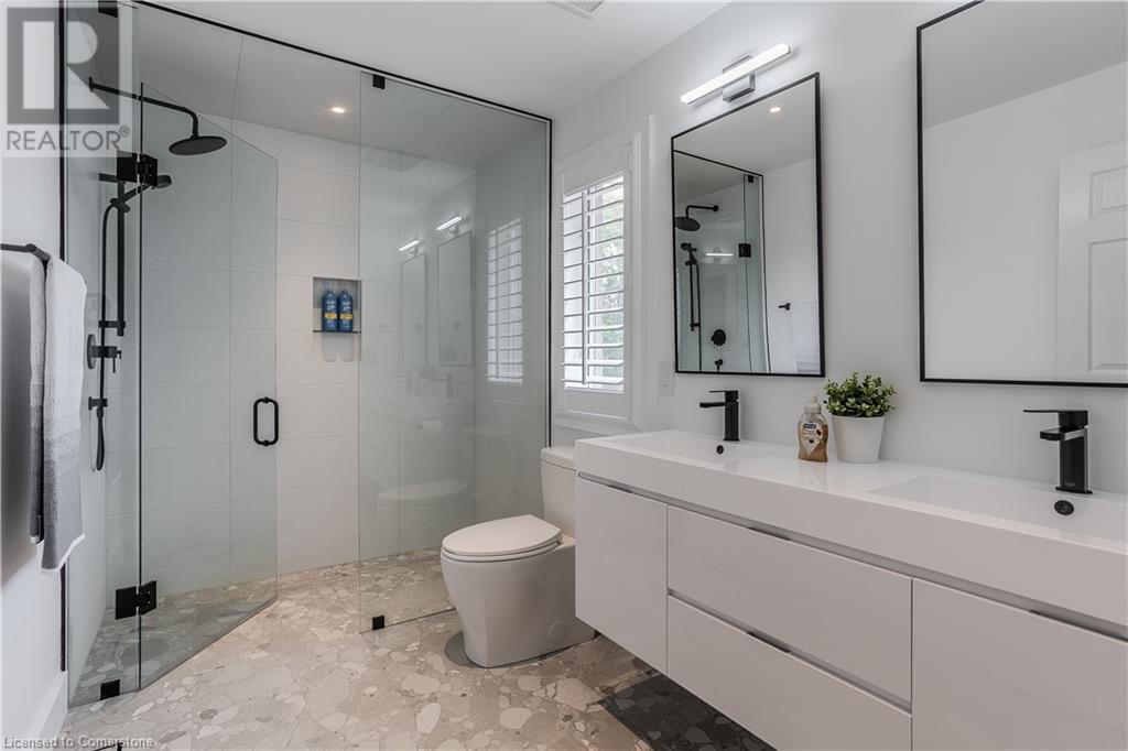 Photo 44 of 1400 Tamworth Court, Burlington ON