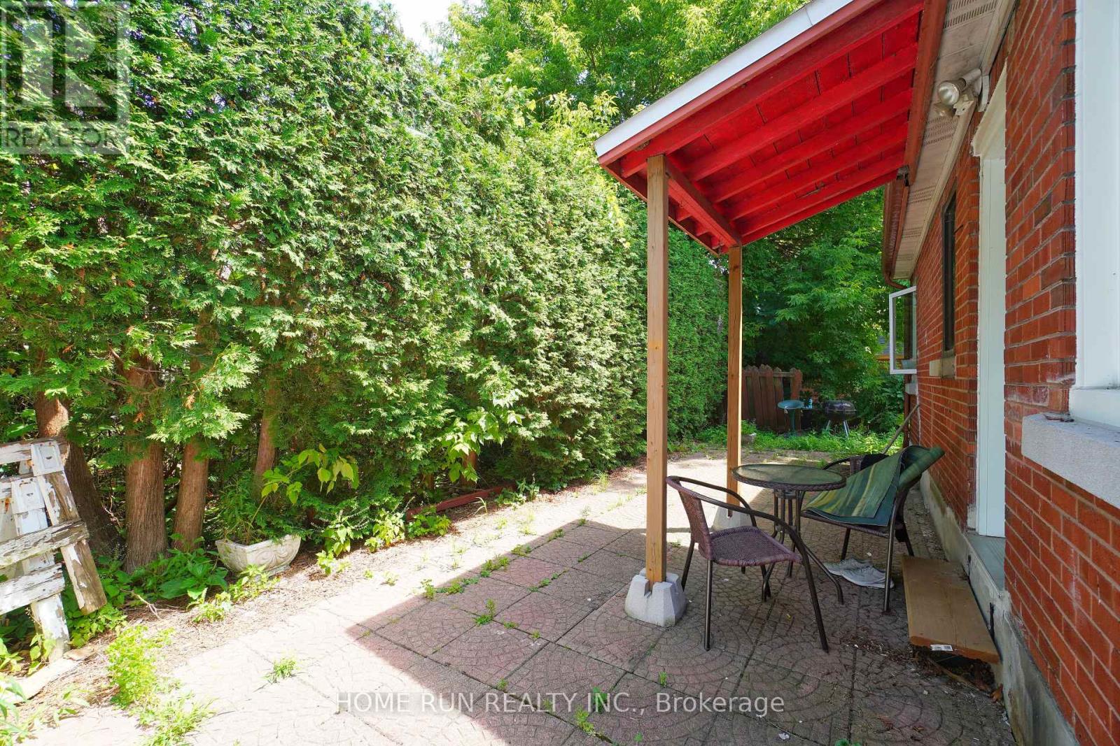 Photo 34 of 81 Marlborough Avenue, Ottawa ON