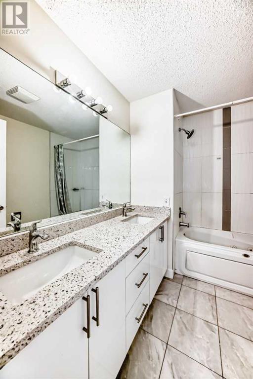 Single Family House for Sale in  Templevale Road NE Temple Calgary 