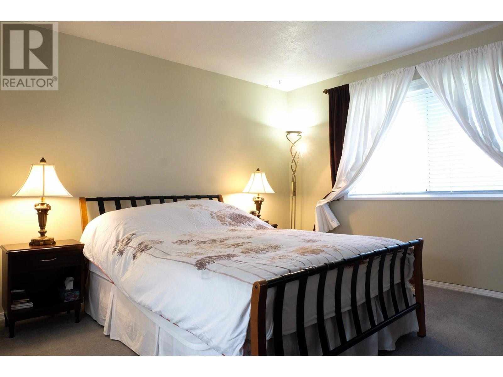 Photo 10 of 16 4411 Williams Road, Richmond BC