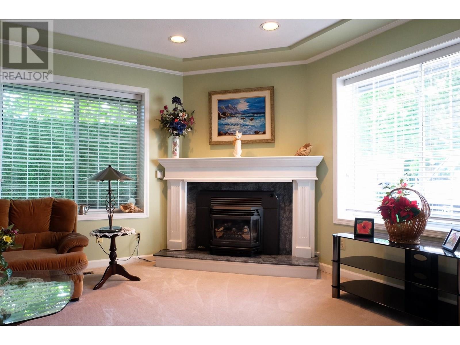 Photo 4 of 16 4411 Williams Road, Richmond BC