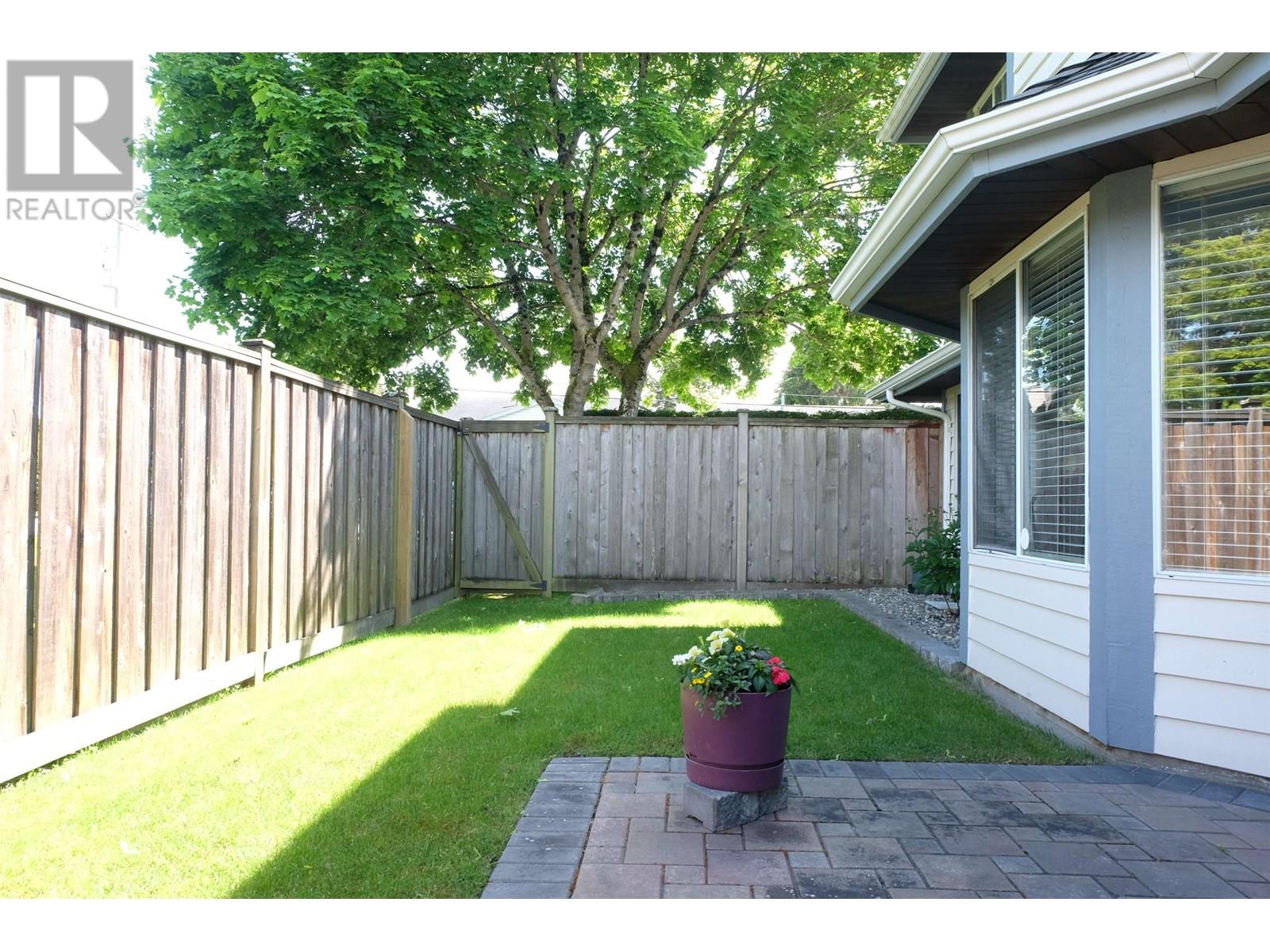 Photo 13 of 16 4411 Williams Road, Richmond BC