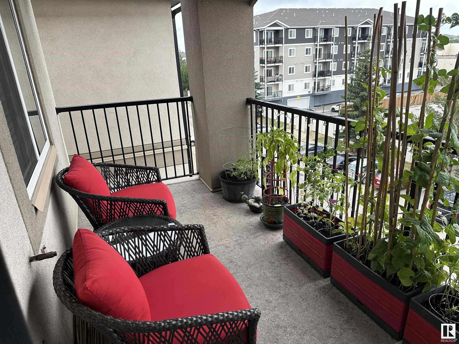 Photo 13 of 419 13005 140 Av Nw Nw, Edmonton AB