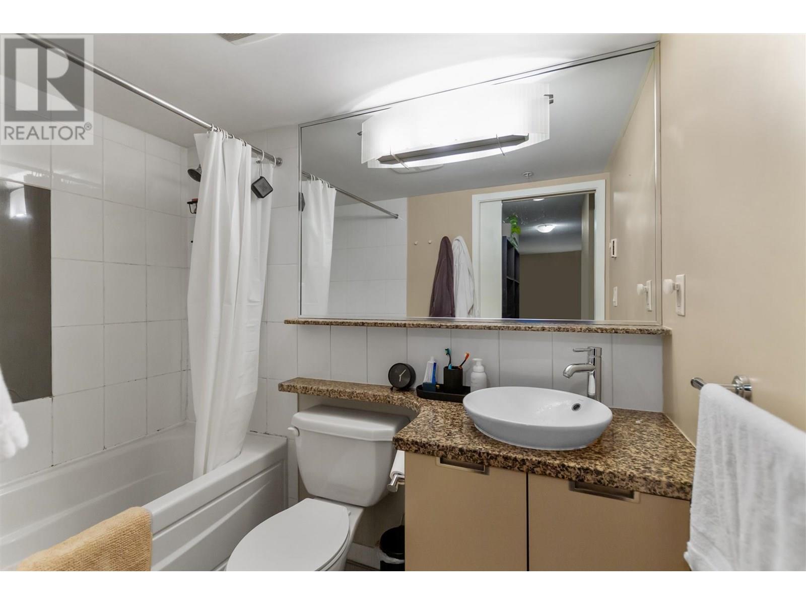 Photo 7 of 1606 1082 Seymour Street, Vancouver BC