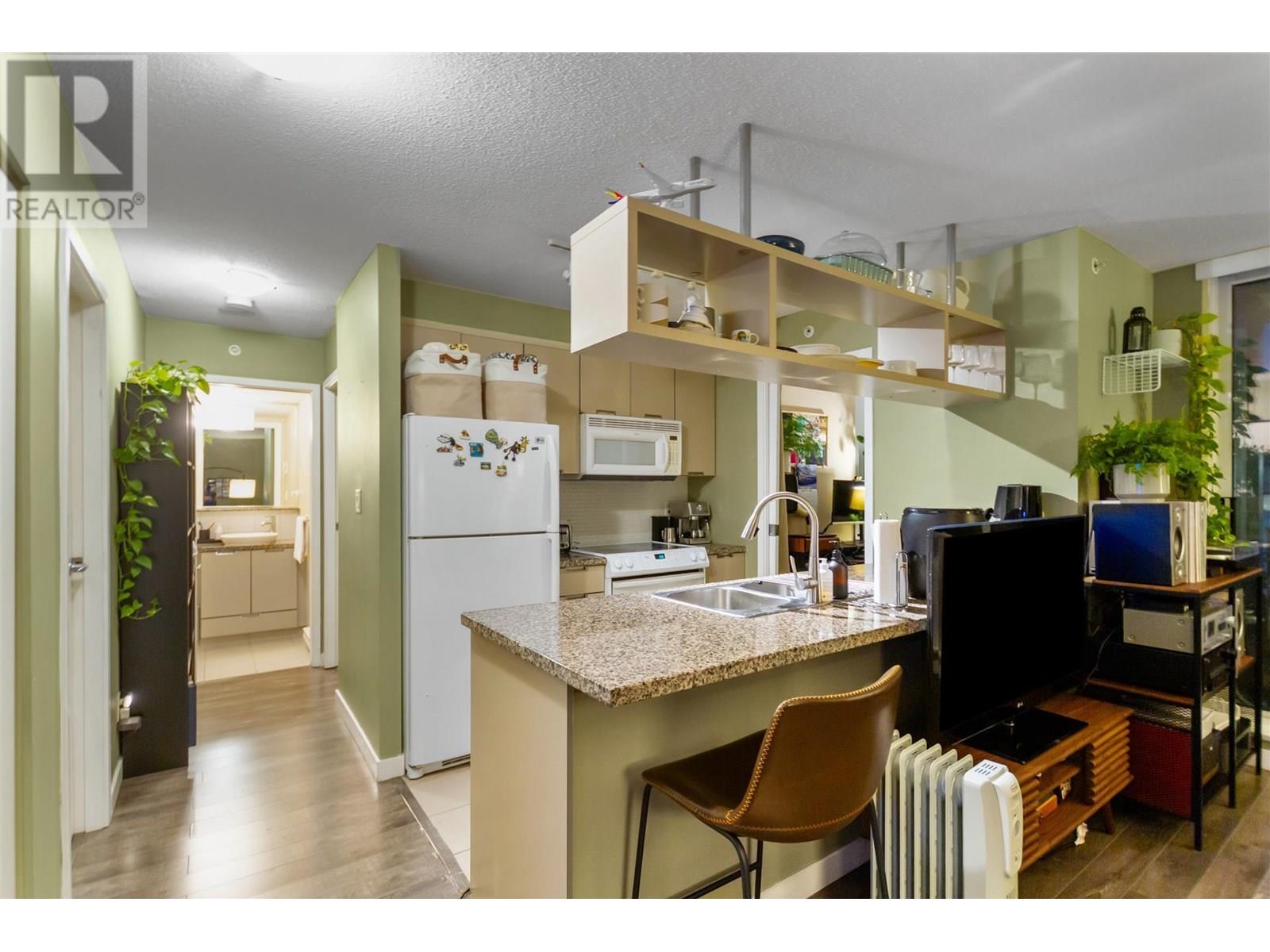 Photo 13 of 1606 1082 Seymour Street, Vancouver BC