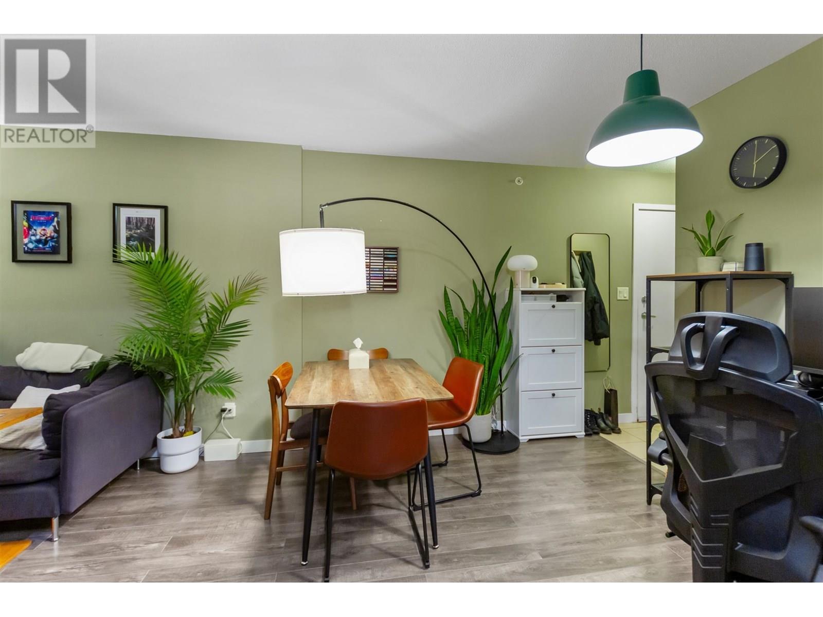 Photo 10 of 1606 1082 Seymour Street, Vancouver BC