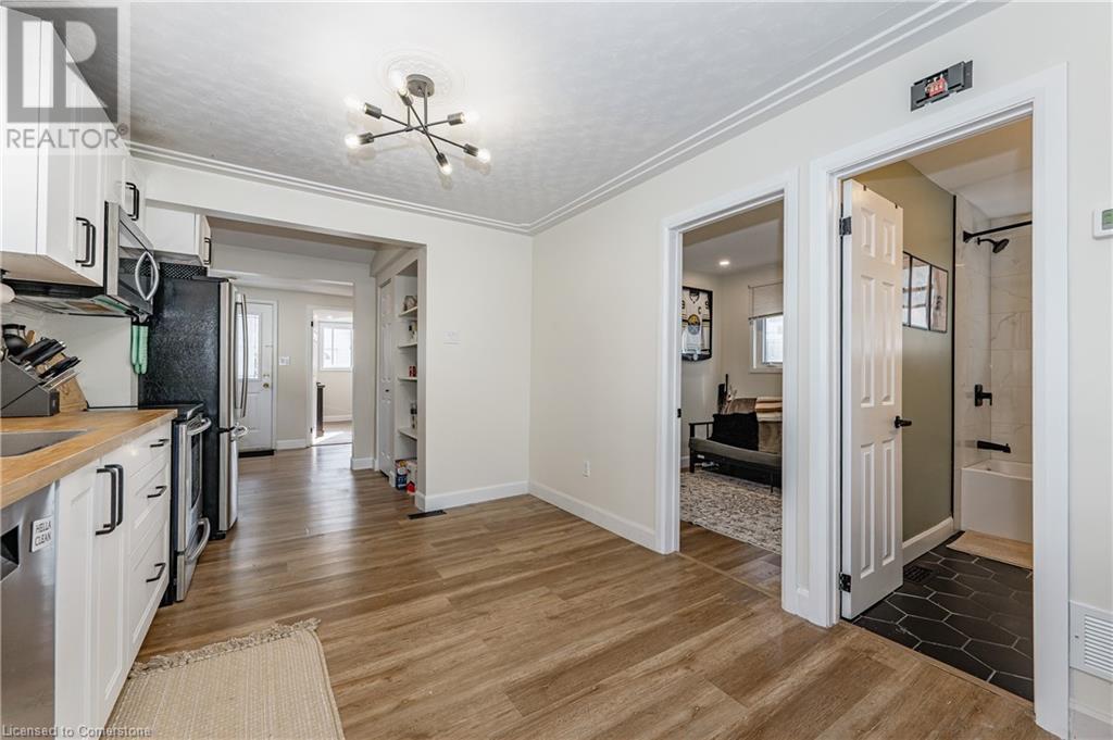 Photo 12 of 64 Churchill Street, St Catharines ON