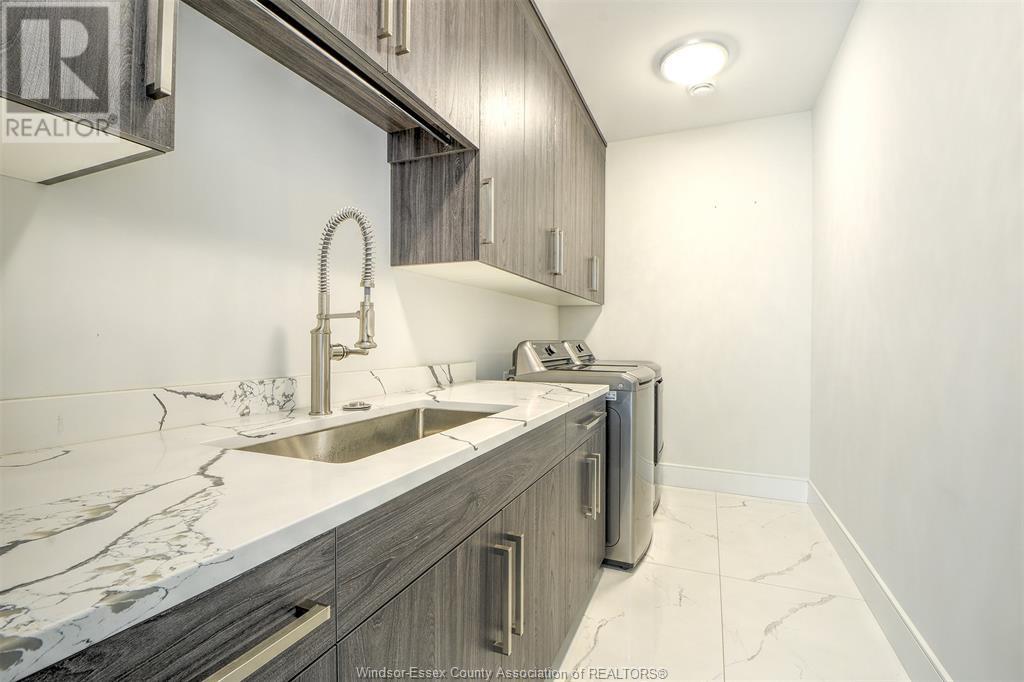 Photo 11 of 311 Water Avenue, Lakeshore ON
