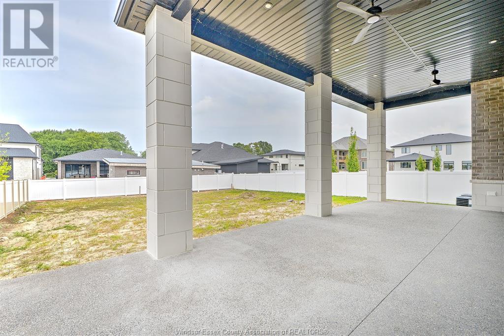 Photo 16 of 311 Water Avenue, Lakeshore ON